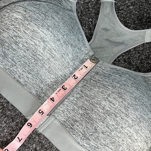 LAYER 8 QUICK DRY SPORTS BRA ZIPPER FRONT ADJUSTABLE STRAP SIZE S HEATHER GREY. - Picture 10 of 17